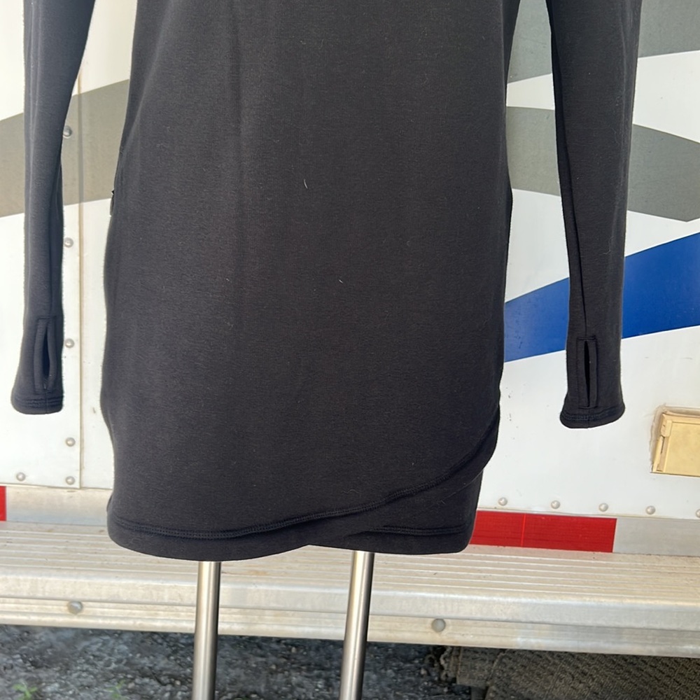 Athleta NWOT long sleeve sweatshirt mini dress.  Zipper and secret pockets - Picture 4 of 11